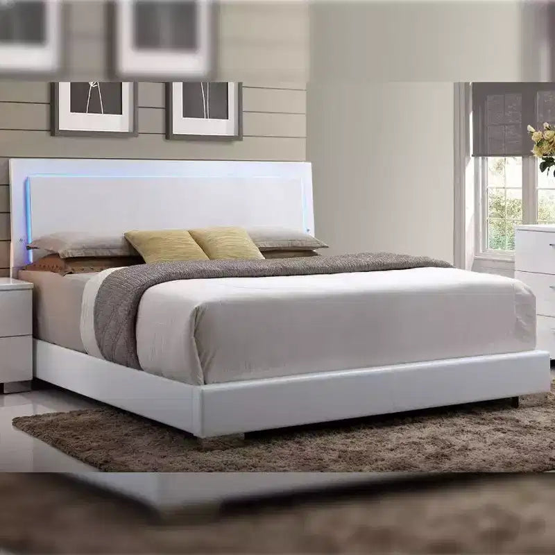 Lit Eastern King 85" avec lumière LED, tête de lit en similicuir